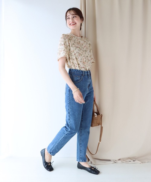 BLUEEAST（ブルーイースト）の「花柄パフスリーブブラウス（シャツ/ブラウス・レディース・ベージュ/ブラック・MEDIUM）」の16枚目の写真