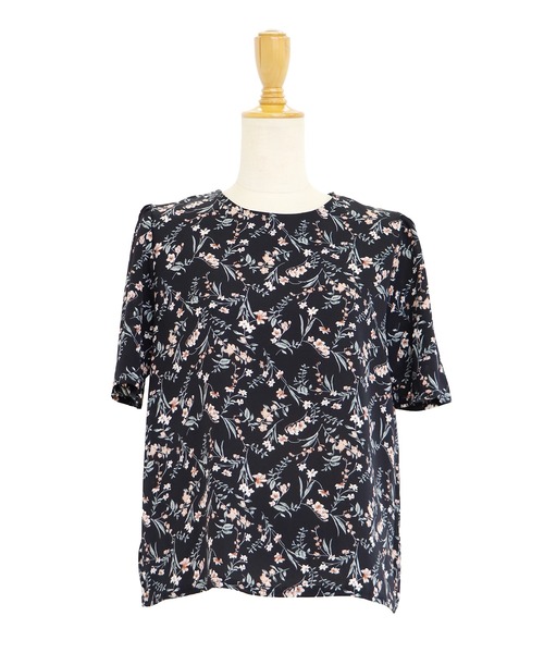 BLUEEAST（ブルーイースト）の「花柄パフスリーブブラウス（シャツ/ブラウス・レディース・ベージュ/ブラック・MEDIUM）」の14枚目の写真