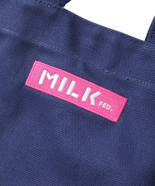 MILKFED.(ミルクフェド)の「EMBROIDERED BAR MINI SHOULDER BAG W/STRAP /ミニショルダーバッグ(ショルダーバッグ・レディース・ピンク/ホワイト/ライトピンク/ベージュ/ブラック/レッド/ネイビー・ONE SIZE)」の22枚目の写真