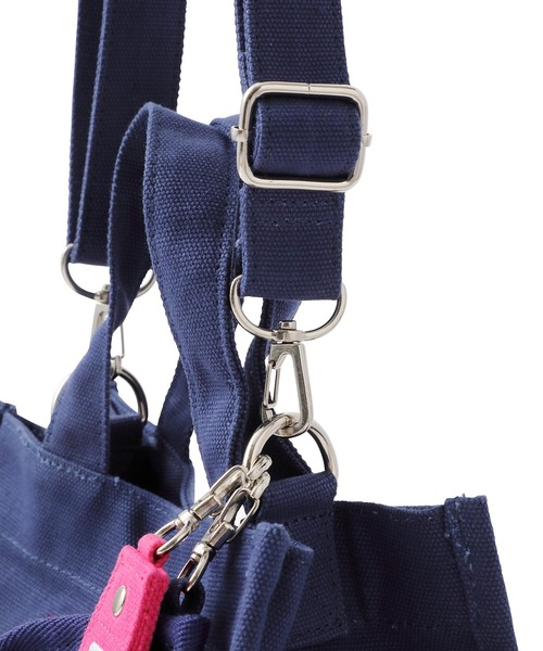 MILKFED.(ミルクフェド)の「EMBROIDERED BAR MINI SHOULDER BAG W/STRAP /ミニショルダーバッグ(ショルダーバッグ・レディース・ピンク/ホワイト/ライトピンク/ベージュ/ブラック/レッド/ネイビー・ONE SIZE)」の15枚目の写真