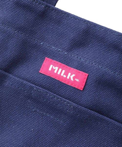 MILKFED.(ミルクフェド)の「EMBROIDERED BAR MINI SHOULDER BAG W/STRAP /ミニショルダーバッグ(ショルダーバッグ・レディース・ピンク/ホワイト/ライトピンク/ベージュ/ブラック/レッド/ネイビー・ONE SIZE)」の10枚目の写真