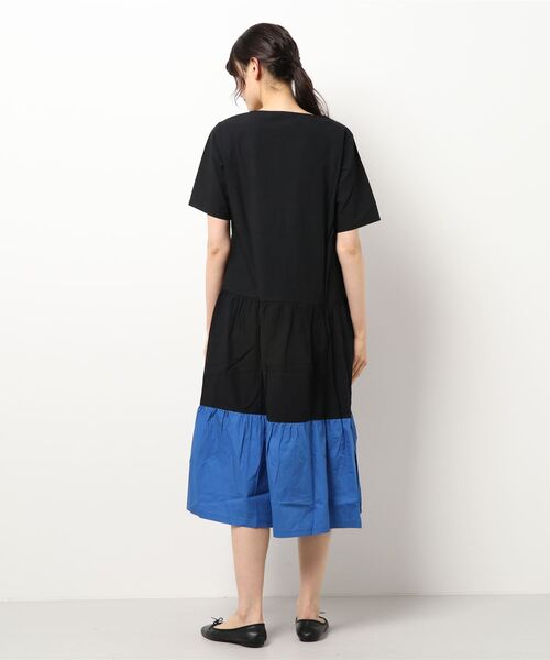 a lot of love（ア ロット オブ ラブ）の「バイカラー　スクエアネック　裾ティアード　フレアワンピース（ワンピース・レディース・ホワイト/ブラック・L/XL/M/S）」の3枚目の写真