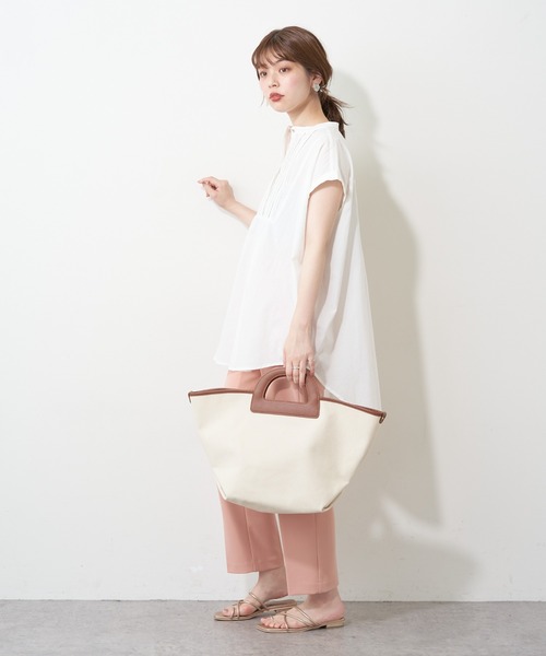 natural couture(ナチュラルクチュール)の「ヨークピンタック×レースコットンチュニック(シャツ/ブラウス・レディース・オフホワイト/ブラック/ブルー/レッド・FREE)」の17枚目の写真