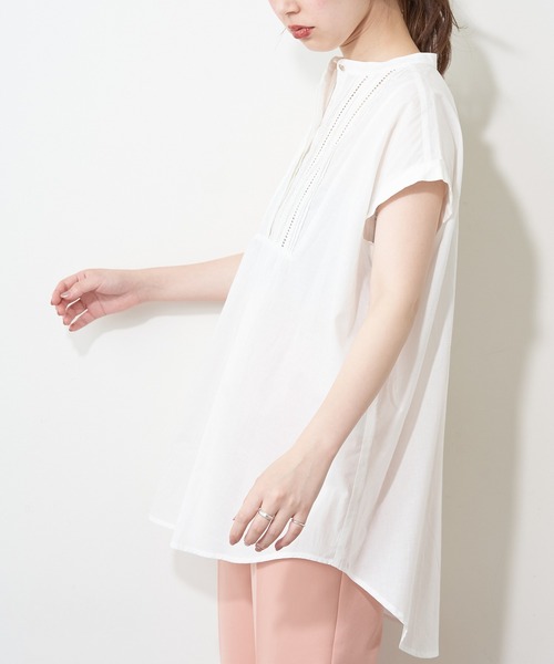 natural couture(ナチュラルクチュール)の「ヨークピンタック×レースコットンチュニック(シャツ/ブラウス・レディース・オフホワイト/ブラック/ブルー/レッド・FREE)」の11枚目の写真