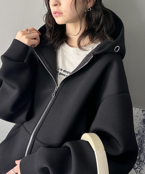 【新品未使用タグ付き・完売レア品・XL】RUFFLOGジップパーカー・黒 新品未使用タグ付き・完売レア品・XL】RUFFLOGジップパーカー・黒