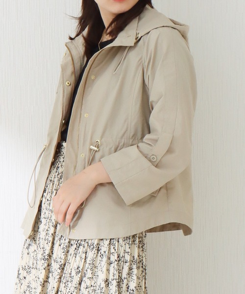 libelle more(リベル モア)の「《撥水加工》 ウエストドロスト マウンテンパーカー(マウンテンパーカー・レディース・モカ/ブラック/グレイッシュベージュ/ネイビー/カーキ/ベージュ・M/L)」の5枚目の写真