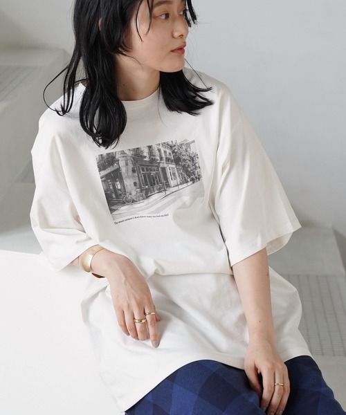 AMERICAN HOLIC（アメリカンホリック）の「転写フォト５分袖クルーネックBIGカットチュニック（Tシャツ/カットソー・レディース・オフホワイト/ホワイト・M/L）」の2枚目の写真