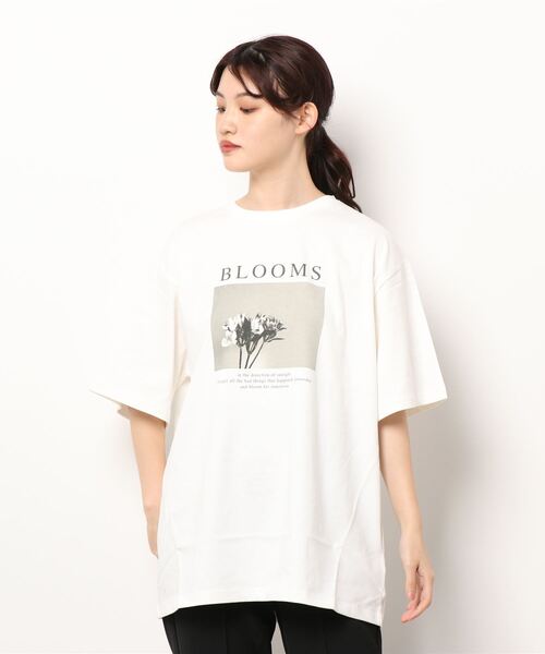 AMERICAN HOLIC（アメリカンホリック）の「転写フォト５分袖クルーネックBIGカットチュニック（Tシャツ/カットソー・レディース・オフホワイト/ホワイト・M/L）」の4枚目の写真