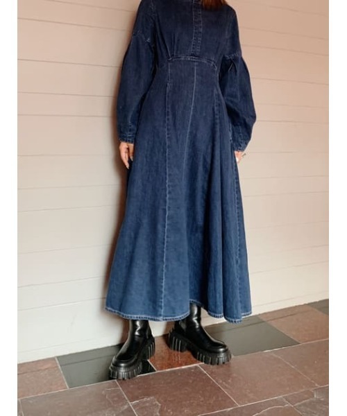 MOUSSY（マウジー）の「CATERPILLAR SOLE ブーツ（ブーツ・レディース・ホワイト/ブラック/ブラック系その他2・MEDIUM/LARGE/SMALL）」の7枚目の写真