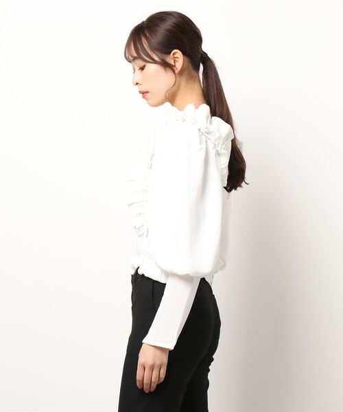 Seemi. byNICECLAUP（ シーミーバイナイスクラップ）の「フリルブラウス（シャツ/ブラウス・レディース・ブラック/ブラウン/オフホワイト・FREE）」の4枚目の写真