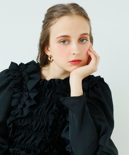 Seemi. byNICECLAUP（ シーミーバイナイスクラップ）の「フリルブラウス（シャツ/ブラウス・レディース・ブラック/ブラウン/オフホワイト・FREE）」の14枚目の写真