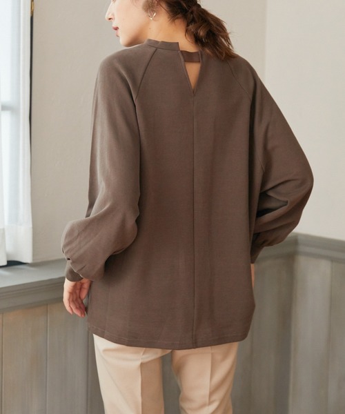 Rewde(ルゥデ)の「バックコンシャスプルオーバー(1R15-09191)(Tシャツ/カットソー・レディース・スモークピンク/ブラウン/ホワイト/ブラック・M)」の3枚目の写真
