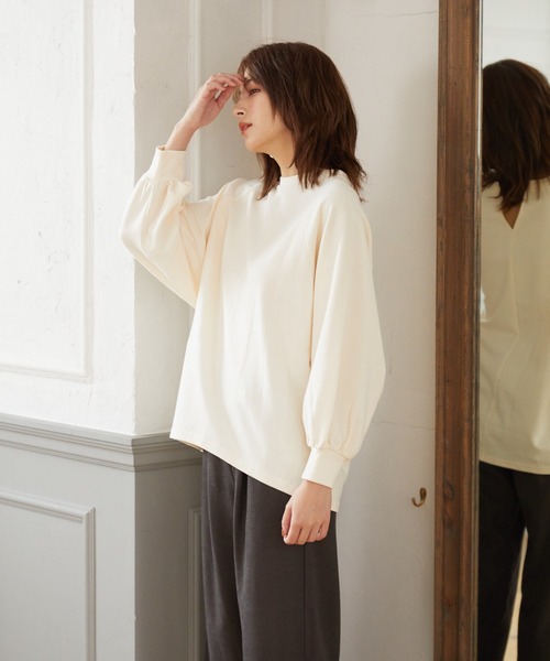 Rewde(ルゥデ)の「バックコンシャスプルオーバー(1R15-09191)(Tシャツ/カットソー・レディース・スモークピンク/ブラウン/ホワイト/ブラック・M)」の8枚目の写真