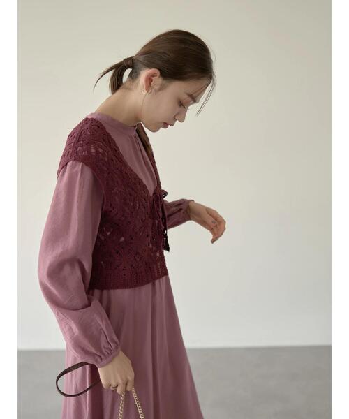 earth music&ecology（アースミュージックアンドエコロジー）の「幾何学フラワークロシェベスト＊（ベスト・レディース・ボルドー/ホワイト系その他2・FREE）」の13枚目の写真