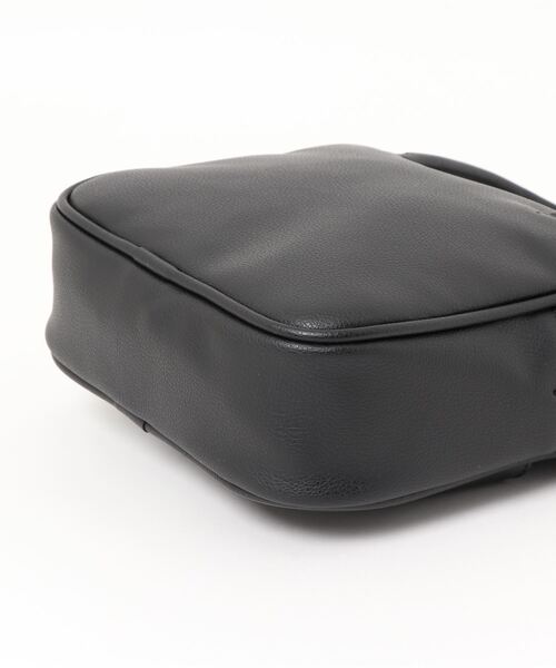 ANAP（アナップ）の「2WAYミニボストンバッグ（ボストンバッグ・レディース・ブラック/グレイッシュベージュ・FREE）」の9枚目の写真