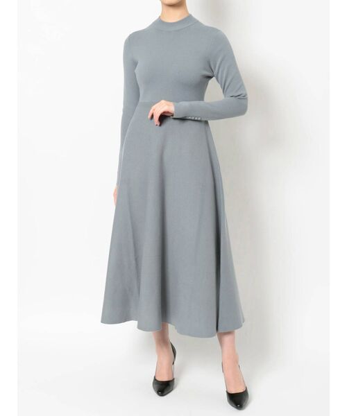 MERCURYDUO（マーキュリーデュオ）の「ハイゲージハイネックニットワンピース（ワンピース・レディース・ブラック/ブルー/ベージュ・FREE）」の13枚目の写真