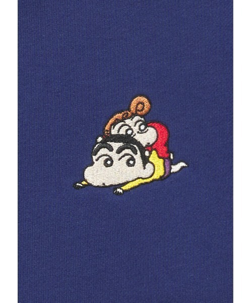 Design Tshirts Store graniph(デザイン ティーシャツ ストア グラニフ)の「兄妹(クレヨンしんちゃん)|コラボスウェット(スウェット・メンズ・ブルー・SMALL/MEDIUM/LARGE/X-LARGE)」の3枚目の写真