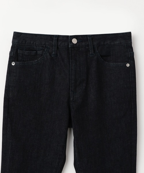 WHEIR(ウェア)の「WHEIR ハイパーストレッチクロップドデニムスキニー(デニムパンツ・レディース・ダークブラック/ダークインディゴブルー/ライトインディゴブルー/ワンウォッシュ・26/27/24/23/25)」の8枚目の写真