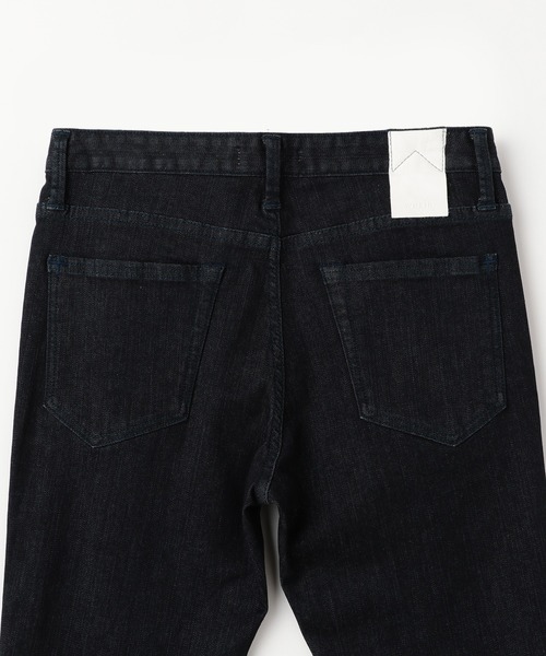 WHEIR(ウェア)の「WHEIR ハイパーストレッチクロップドデニムスキニー(デニムパンツ・レディース・ダークブラック/ダークインディゴブルー/ライトインディゴブルー/ワンウォッシュ・26/27/24/23/25)」の12枚目の写真