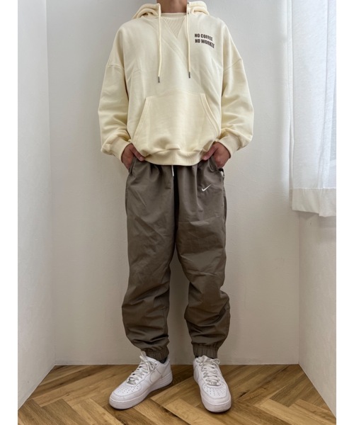 jumelle(ジュメロ)の「NCNWユニセックススウェット(スウェット・レディース・パープル/グレー/クリーム・LARGE/MEDIUM)」の12枚目の写真