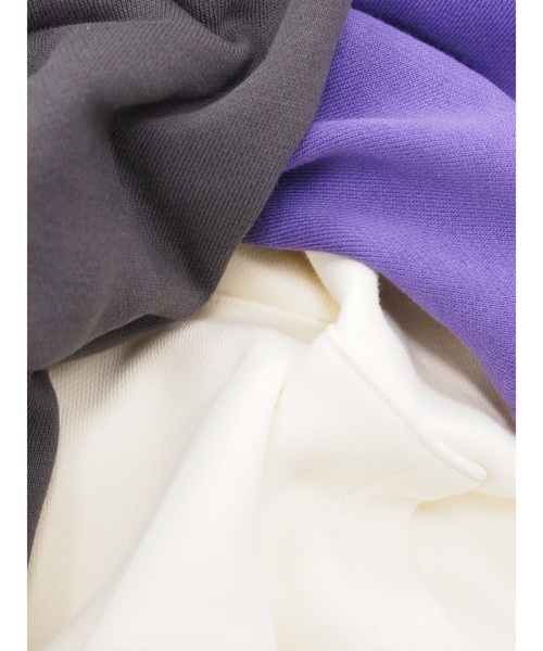 jumelle(ジュメロ)の「NCNWユニセックススウェット(スウェット・レディース・パープル/グレー/クリーム・LARGE/MEDIUM)」の13枚目の写真