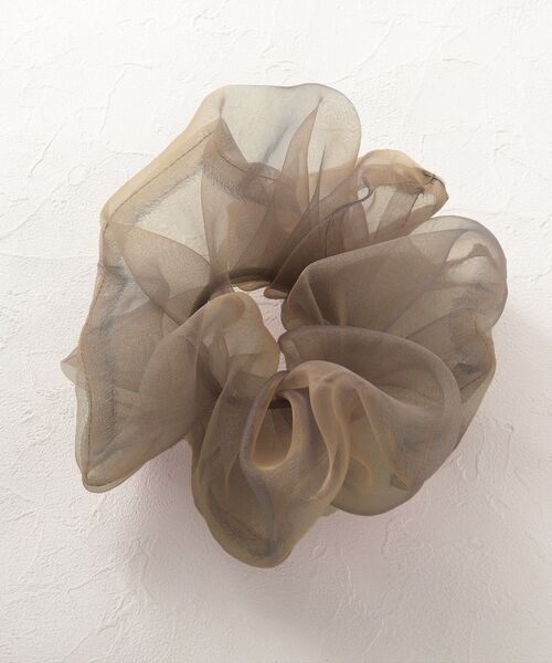 THE SHOP TK (ザ ショップ ティーケー )の「◆【Nerine】オーガンジーシュシュ(その他ヘアアクセサリー・レディース・ブラウン系その他/グリーン系/オレンジ・99)」の2枚目の写真