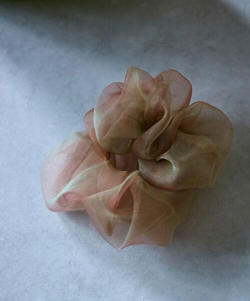 THE SHOP TK (ザ ショップ ティーケー )の「◆【Nerine】オーガンジーシュシュ(その他ヘアアクセサリー・レディース・ブラウン系その他/グリーン系/オレンジ・99)」の3枚目の写真