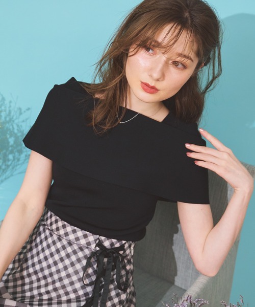 NOELA(ノエラ)の「バーサカラーリブニット(ニット/セーター・レディース・オフホワイト/ピンク/ベージュ/ブラック・フリー)」の8枚目の写真