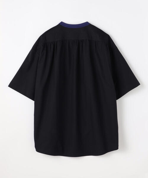 TOMORROWLAND （トゥモローランド）の「コットン天竺 シャツコンビショートスリーブカットソー（Tシャツ/カットソー・メンズ・ホワイト/キャメル/ブルー/ネイビー・S/M/L）」の7枚目の写真