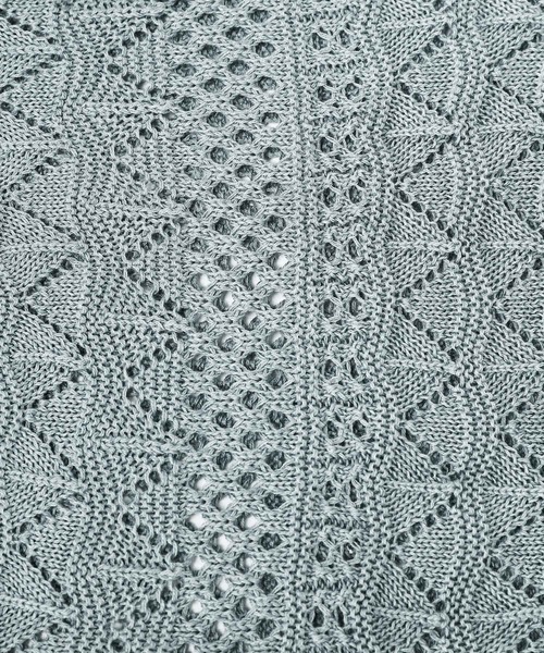 osharewalker（オシャレウォーカー）の「『透かし編みドルマンニット2wayカーディガン』（カーディガン/ボレロ・レディース・ミント/ダークネイビー/ライトベージュ・FREE）」の6枚目の写真