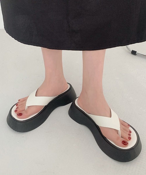 HALEY PESCA(ヘーリーペスカ)の「HALEY PESCA/厚底トング ビーチサンダル(サンダル・レディース・ホワイト/ブラック/ブラウン・36/38)」の10枚目の写真