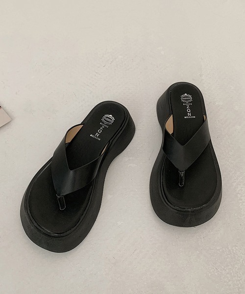 HALEY PESCA(ヘーリーペスカ)の「HALEY PESCA/厚底トング ビーチサンダル(サンダル・レディース・ホワイト/ブラック/ブラウン・36/38)」の9枚目の写真