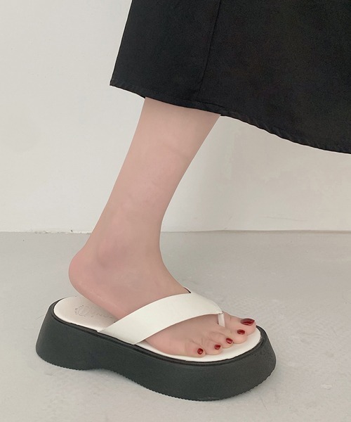 HALEY PESCA(ヘーリーペスカ)の「HALEY PESCA/厚底トング ビーチサンダル(サンダル・レディース・ホワイト/ブラック/ブラウン・36/38)」の16枚目の写真