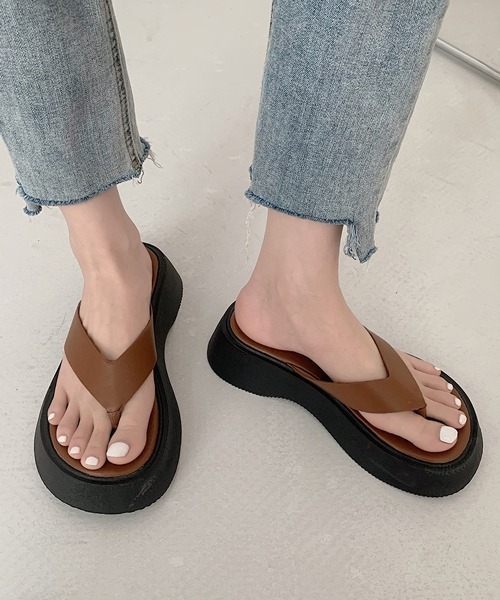 HALEY PESCA(ヘーリーペスカ)の「HALEY PESCA/厚底トング ビーチサンダル(サンダル・レディース・ホワイト/ブラック/ブラウン・36/38)」の15枚目の写真