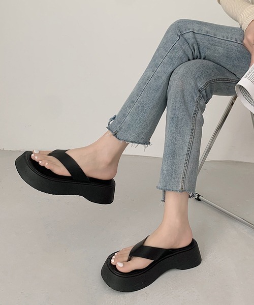 HALEY PESCA(ヘーリーペスカ)の「HALEY PESCA/厚底トング ビーチサンダル(サンダル・レディース・ホワイト/ブラック/ブラウン・36/38)」の13枚目の写真