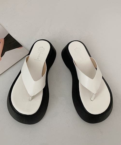 HALEY PESCA(ヘーリーペスカ)の「HALEY PESCA/厚底トング ビーチサンダル(サンダル・レディース・ホワイト/ブラック/ブラウン・36/38)」の6枚目の写真