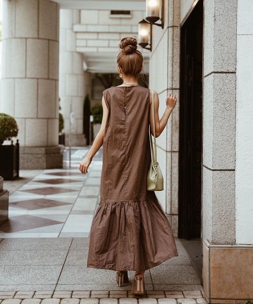 esutoreja（エストレジャ）の「デザインマキシドレス（ワンピース・レディース・ブラック/ブラウン/オレンジ/グリーン・FREE）」の8枚目の写真