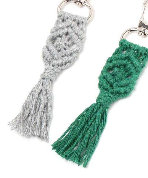 studio CLIP(スタディオクリップ)の「マクラメカラーチャーム(チャーム・レディース・ライトグレー/ベージュ/グリーン・FREE)」の6枚目の写真