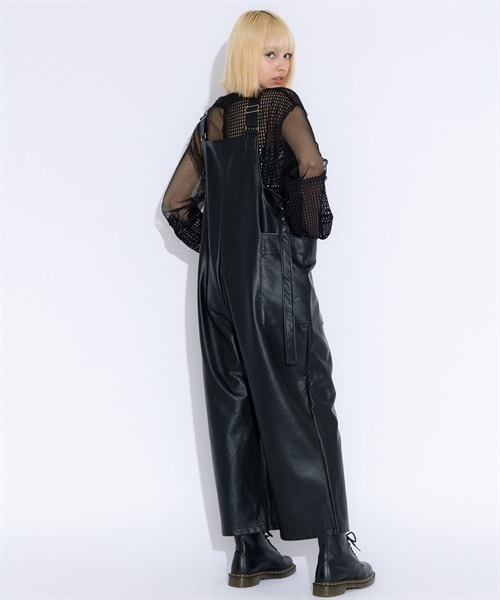 Candy Stripper（キャンディストリッパー）の「FAKE LEATHER BELTED サロペット（サロペット/オーバーオール・レディース・ブラック/グリーン・2）」の5枚目の写真