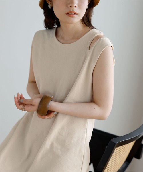 titivate（ティティベイト）の「ｶｯﾄﾃﾞｻﾞｲﾝﾜﾝﾋﾟｰｽ（ワンピース・レディース・ブラック/パープル/アイボリー・S/M/L）」の6枚目の写真