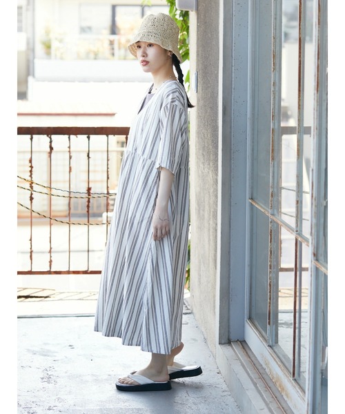 CRAFT STANDARD BOUTIQUE（クラフトスタンダードブティック）の「Vネックリネン混カフタンワンピース　＊◆（ワンピース・レディース・ストライプ・FREE）」の13枚目の写真