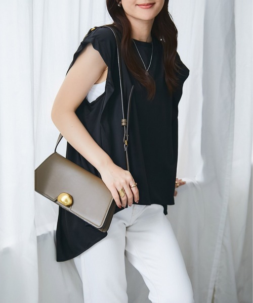 ECRIRE（エクリール）の「【miho.a.nicoコラボ】タックデザインノースリーブカットソーブラウス（シャツ/ブラウス・レディース・ブラック/オフホワイト/イエロー/オレンジ・M/L）」の10枚目の写真