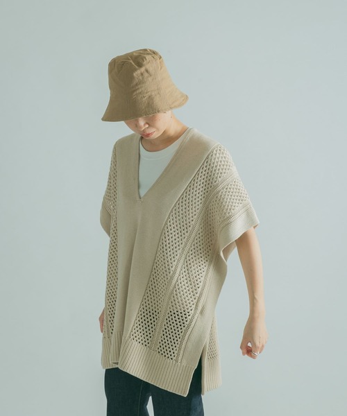 FORK&SPOON(フォークアンドスプーン)の「FORK&SPOON 編地切替ニットベスト(ニット/セーター・レディース・チャコールグレー/ライトベージュ・1)」の14枚目の写真