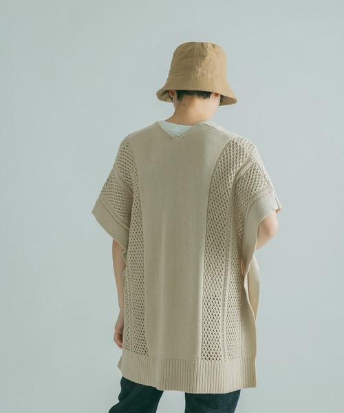 FORK&SPOON(フォークアンドスプーン)の「FORK&SPOON 編地切替ニットベスト(ニット/セーター・レディース・チャコールグレー/ライトベージュ・1)」の16枚目の写真