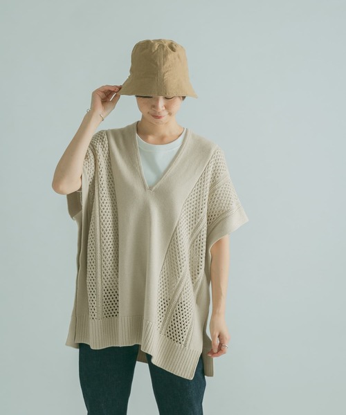 FORK&SPOON(フォークアンドスプーン)の「FORK&SPOON 編地切替ニットベスト(ニット/セーター・レディース・チャコールグレー/ライトベージュ・1)」の18枚目の写真