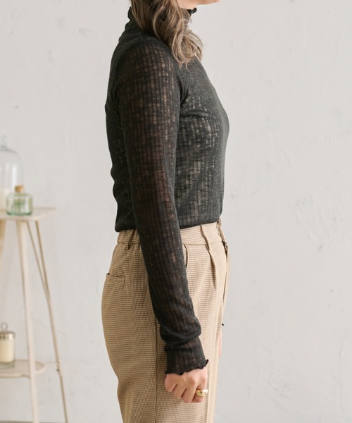 Ambre Neige(アンブルネージュ)の「透かし編みハイネックトップス/【WEB/EC限定商品】(Tシャツ/カットソー・レディース・ブラック/ベージュ/アイボリー・FREE)」の15枚目の写真