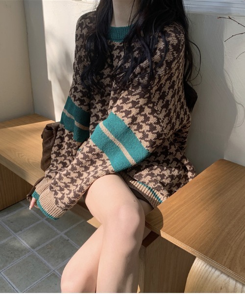 yuue' ( wear )（ユーイ）の「千鳥柄オーバーサイズ ビッグシルエット ロングスリーブニット（ニット/セーター・レディース・ベージュ/ブラウン/ブラック・FREE）」の11枚目の写真