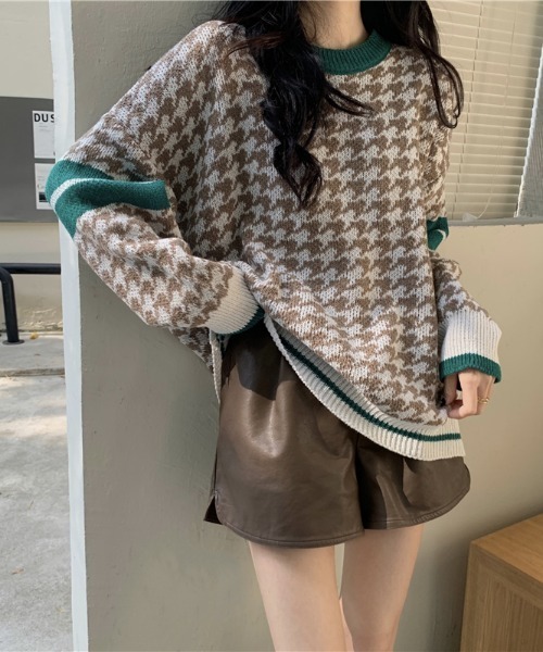 yuue' ( wear )（ユーイ）の「千鳥柄オーバーサイズ ビッグシルエット ロングスリーブニット（ニット/セーター・レディース・ベージュ/ブラウン/ブラック・FREE）」の9枚目の写真