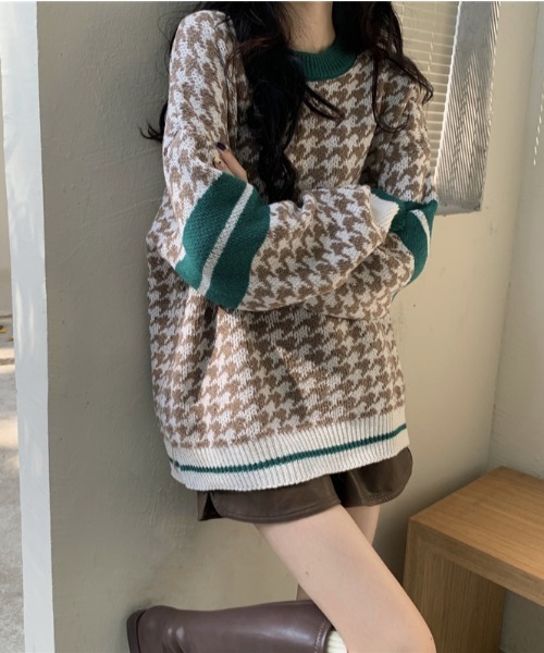 yuue' ( wear )（ユーイ）の「千鳥柄オーバーサイズ ビッグシルエット ロングスリーブニット（ニット/セーター・レディース・ベージュ/ブラウン/ブラック・FREE）」の10枚目の写真