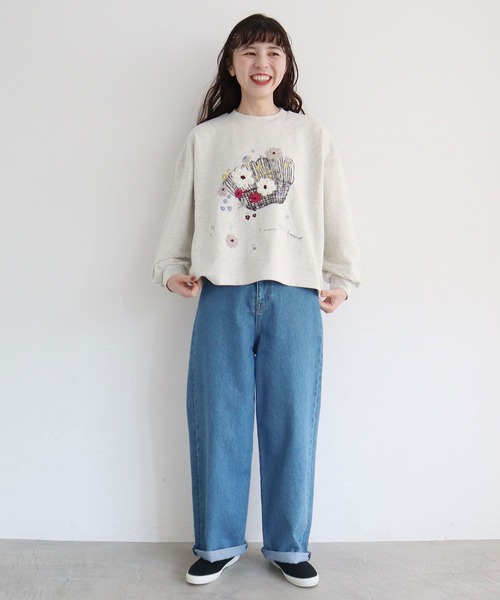 l'atelier du savon(アトリエドサボン)の「こぼれるカゴのお花 毛糸刺繍PO(Tシャツ/カットソー・レディース・アイボリー/チャコールグレー・FREE)」の17枚目の写真